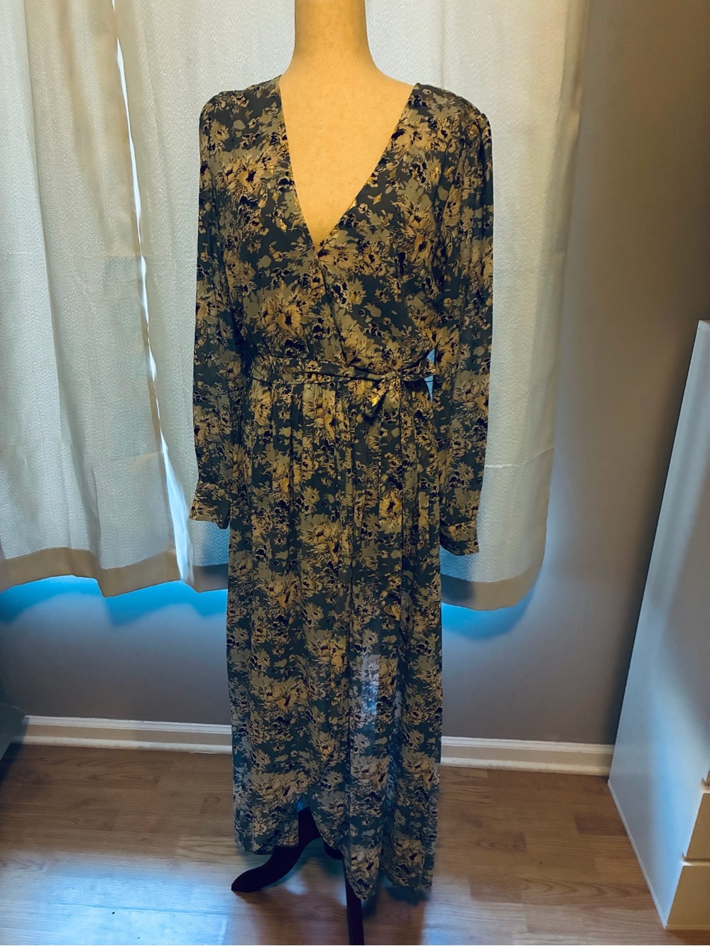 Inmod Long Sleeve Floral Maxi Dress in  blue with sheer bottom, L, NWT